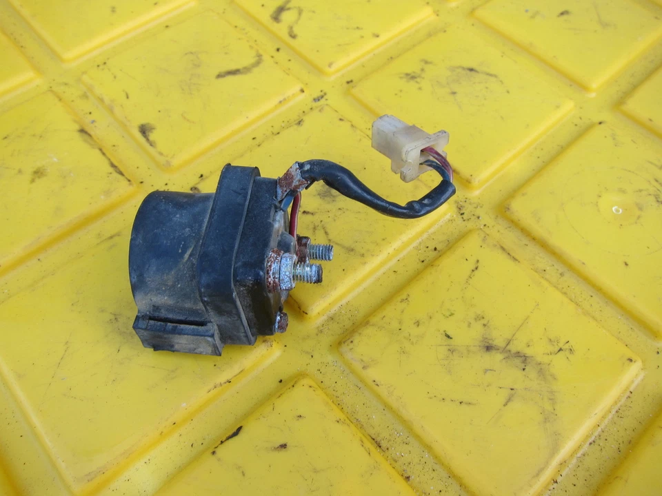 1980 Yamaha XS1100 OEM СТАРТЕР ДВИГАТЕЛЯ РЕЛЕ ЗАПУСКА ДВИГАТЕЛЯ ПЕРЕКЛЮЧАТЕЛЬ - Изображение 1 из 1