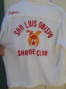 VINTAGE MEN'S RAYON BLEND WHITE EMBROIDERED BOWLING SHIRT SZ X-LRG BY CALIFORNIA - Picture 1 of 6