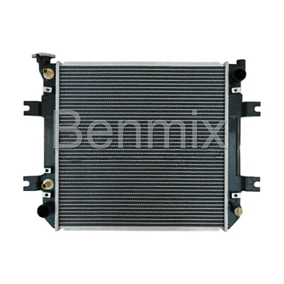 Svyoroo Radiator 21460-41K01 For Nissan Engine TD27 H25 Forklift J02 Series - Image 1 of 3