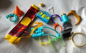 Lote de accesorios aleatorios para muñecas algunas Barbie - Imagen 1 de 11