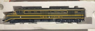 Life-Like Proto 1000 HO Scale DL-109 Diesel New Haven #0704 - Image 1 of 4