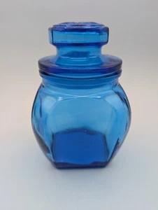 Vintage Anchor Hocking Cobalt Blue Apothecary Glass Canister w/ Airtight Lid 6" - Picture 1 of 9