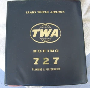 Manual de vuelo TWA Boeing 727 JFK entrenamiento de pilotos 1966-1973, carpeta de logotipo de 3 anillos - Imagen 1 de 23