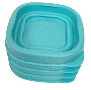 Rubbermaid Easy Find Lot of 4 Replacement Lids Covers Turquoise Blue 2.5 Inches - Picture 1 of 5