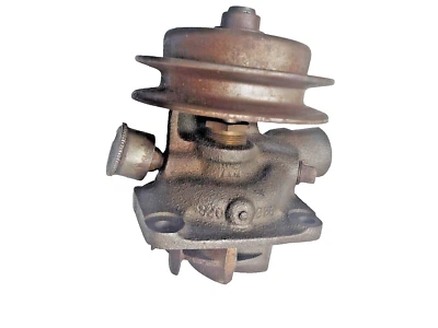 1936 Chevrolet FA FB FC FD RA RB RC RD NOS Water Pump GM 836075, casting 836078 - Image 1 of 4