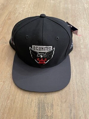 Gorra/Gorra D.C. United de ala plana con cierre a presión para hombre ajustable negra Adidas  Foto 1 de 4