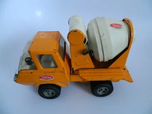 Vintage Tonka Pressed Steel 8" Yellow Cement Truck - Picture 1 of 7