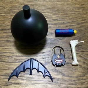 1/6 HOT TOYS : FIGURE MMS 218 BATMAN 1966 TV SERIES : ACCESSORIES SET - Picture 1 of 6