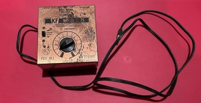 Transformador de juguete KF modelo UL75 cuerda cónica 1,25 A para TODOS LOS TRENES HO sin probar Foto 1 de 2