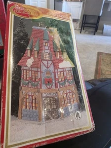 Dickens Sammlerstücke 1995 & 1996 Towne Serie Taverne, Lebensmittelgeschäft, Hotel, Zuhause - Bild 1 von 4