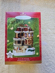 2001 Hallmark Magic Keepsake Christmas Ornament UP ON THE HOUSETOP NIB     BX1 - Picture 1 of 6