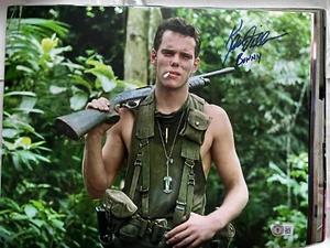 Kevin Dillon Signed Platoon Photo With Beckett Authentication 11x14 - Picture 1 of 3