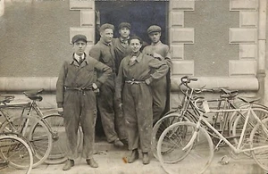 BOURGES ?? CARTE PHOTO " FABRIQUE DE CYCLES NARCY ?? " A LOCALISER - Picture 1 of 1