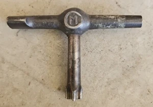 VINTAGE CM T-handle wrench plus + shape tool manual torque iron tap Handle - Picture 1 of 2