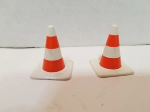Playmobil Vintage 1977 Sicurezza Pylon Coni Geobra Racing Costruzione 1 1/4" - Foto 1 di 4