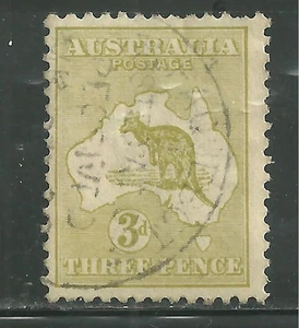 AUSTRALIA 47 USED KANGAROO AND MAP SCV 9.50 - Picture 1 of 1