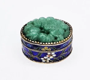 CHINESE JADE TOPPED CLOISONNE SMALL BOX 20th Century - Picture 1 of 6