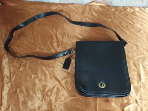 VINTAGE COACH LEGACY RAMBLERS SCHWARZ DREHVERSCHLUSS CROSSBODY LEDER TASCHE E - Bild 1 von 6