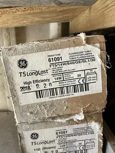 14W GE T5 2ft 549mm Cool White Fluorescent Tube  Light Bulb Lamp Per Single - Picture 1 of 1