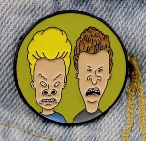 Beavis and Butt-head - spilla smalto bavero spilla metallo cartone animato - SPEDIZIONE GRATUITA - Foto 1 di 2