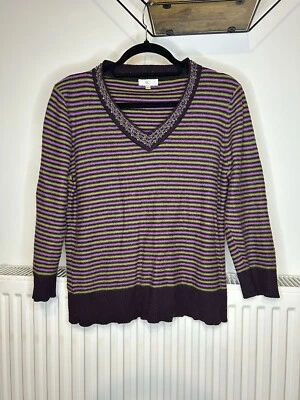 Country Casuals V Neck Striped Cashmere Blend Thin Jumper | M - Image 1 of 4