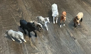 Lot of 7 Schleich Retired Horses 4" - 6" Pre-Owned - Picture 1 of 11