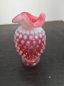VTG 4” Fenton Vase Opalescent Pink Cranberry Hobnail Glass Ruffled 102 - Picture 1 of 6