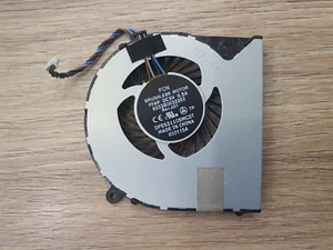 Fujitsu Lifebook A514 CPU Cooling Fan 6033B0032202 - Picture 1 of 2