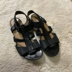 Sandalia de gladiador Paul verde de cuero negro con tiras y hebilla al tobillo para mujer talla 8 - Imagen 1 de 14
