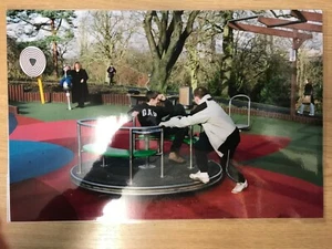 Pushes and Pulls: Movement in Playground: Educational Learning Pack: Photo Cards - Picture 1 of 5