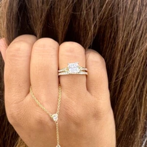 Anillo de compromiso de diamantes talla princesa de oro amarillo macizo de 14 k certificado IGI 2,10 ctw - Imagen 1 de 18
