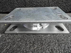 Rwm T65-42Rt 1500 Lb. Capacity Steel Turntable Swivel Section 4-1/2" X 6-1/2"(C) - Picture 1 of 5