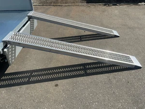 Auffahrrampe Alu gerade für Anssems KSX, 2400 x 300 mm, Traglast 2800 kg, 1 Paar - Bild 1 von 6