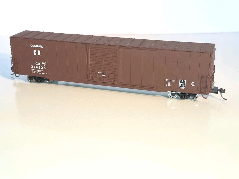 Roundhouse/Walthers 63' Conrail single Door boxcar. Excell cond.HO Scale. No Box - Image 1 of 4