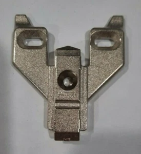 BLUM CLIP 0mm. MOUNTING PLATE, 175L660-01B.22, for 3/4" overlay 175L660-01.22 - Picture 1 of 3