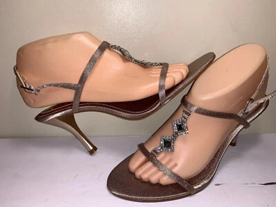 BOMBA MUJER CON TIRAS THE TOUCH OF NINA TALLA 8 1/2 M BRONCE DORADO WS7-19-4 Foto 1 de 4