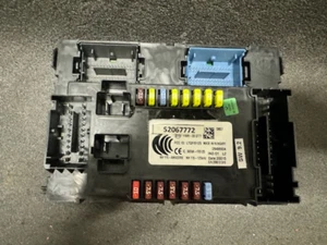 2015 Jeep Renegade Body Control Module / BCM - Picture 1 of 2