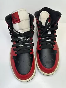 Nike Air Jordan 1 Mid Chicago Black Toe 554724-069 Sneakers Sz 9 - Picture 1 of 8