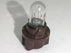 Vespa GTS,GT, PX 125 - 200 & PX 50 - 125 Speedometer Bulbs Speedo Bulbs 12V 1.2W - Picture 1 of 1