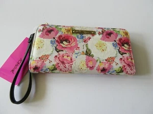 Betsey Johnson XORING Wristlet Wallet Multi Color Signature Logo New With Tag - Picture 1 of 4