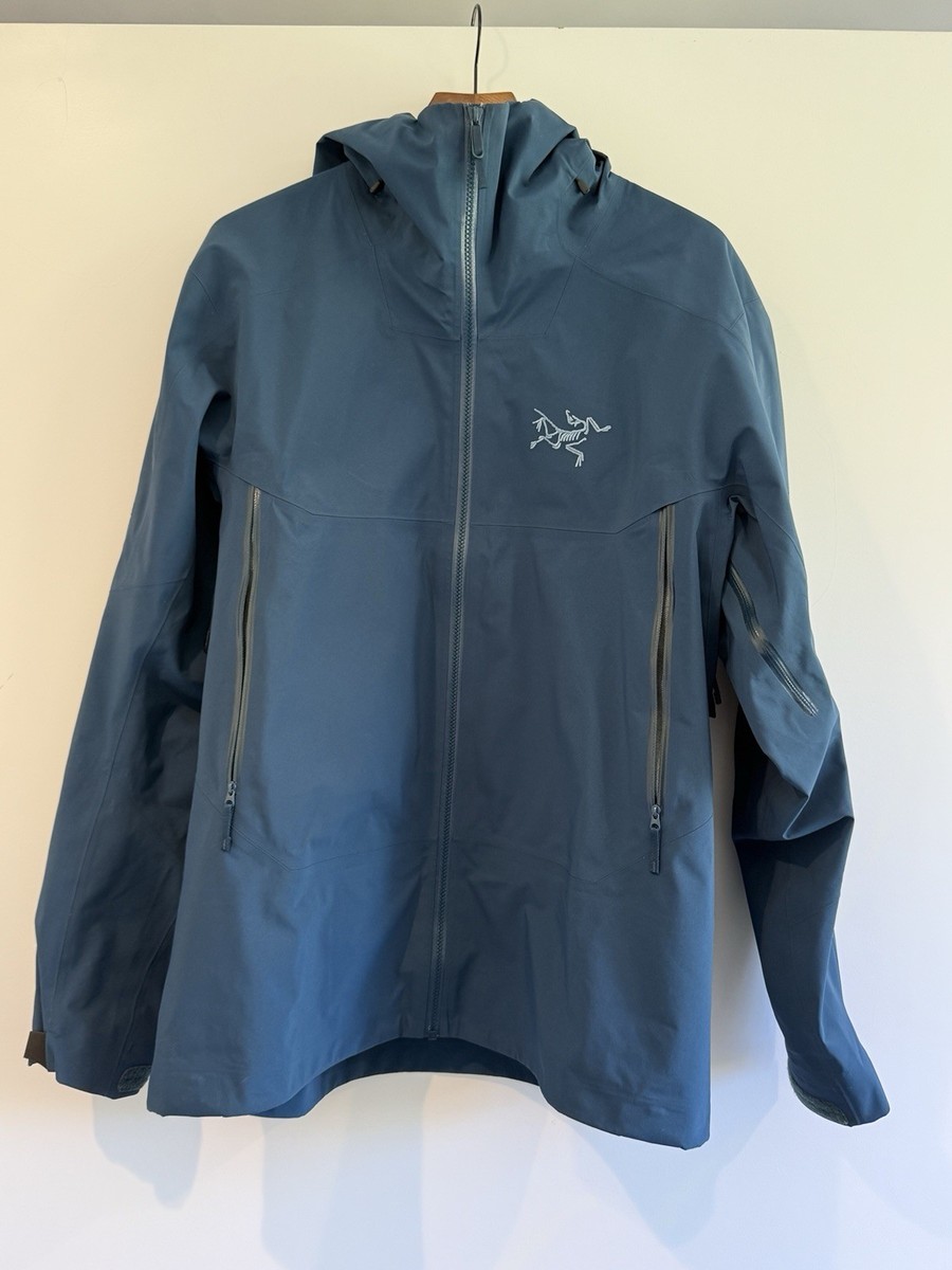 Arc'teryx Men's Regular Size Winter Sports Coats, Jackets Arc'teryx Men's Regular Size Winter Sports Coats, Jackets