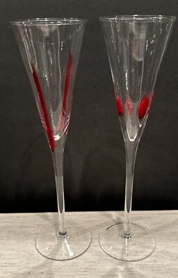 "Copas de vajilla de boda con flautas tostadas de champán transparentes con rojo de 11"" de alto usadas en excelente estado" Foto 1 de 3