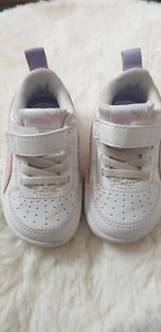 Puma Schuhe Gr. 20 Mädchen Sport Turnen Klettverschluss weiß rosa top erhalten - Bild 1 von 7