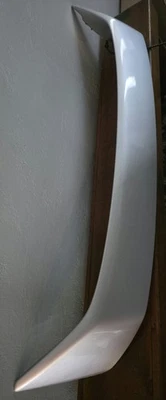 Alerón trasero Honda Civic 2001-05 gris plata con tercera luz de freno OEM  Foto 1 de 4