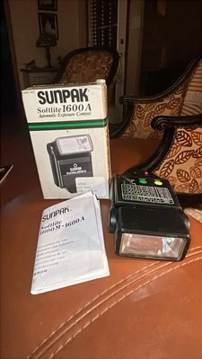 Sunpak Softlite 1600A Flash Automatic Exposure Control Electric Flash In Box - Image 1 of 4