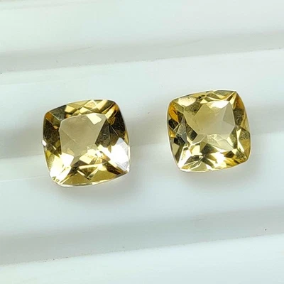 3.92 Ct  Natural Yellow Citrine Beautiful Square Cut Twins - 8823 - Image 1 of 2