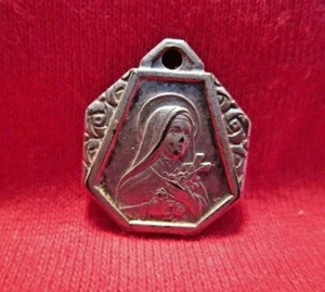 Medalla Santa Teresa San Cristóbal Octagonal Tono Plateado - Imagen 1 de 2