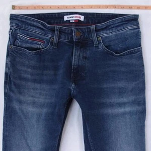 Mens Tommy Hilfiger SCANTON SLIM Stretch Slim Straight Blue Jeans W31 W32 L32 - Picture 1 of 8