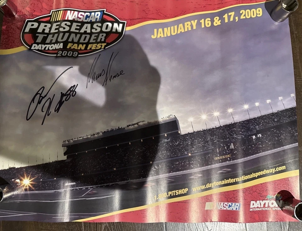 Póster autografiado Daytona Preseason Thunder 2009 Dale Jr & Ambrose Foto 1 de 3