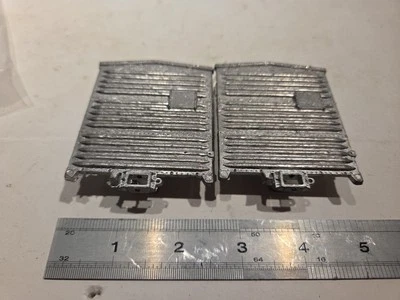 Walthers 4? O scale 2 rail boxcar Ends New Part Lot #72 - Image 1 of 4